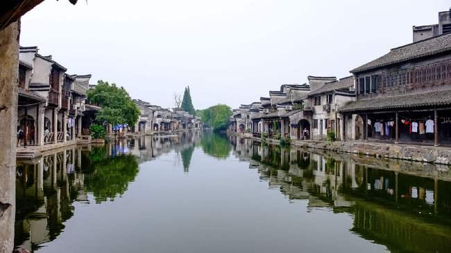 探索大气层的破坏对地球和人类有什么危害?,了解最新热点和趋势!